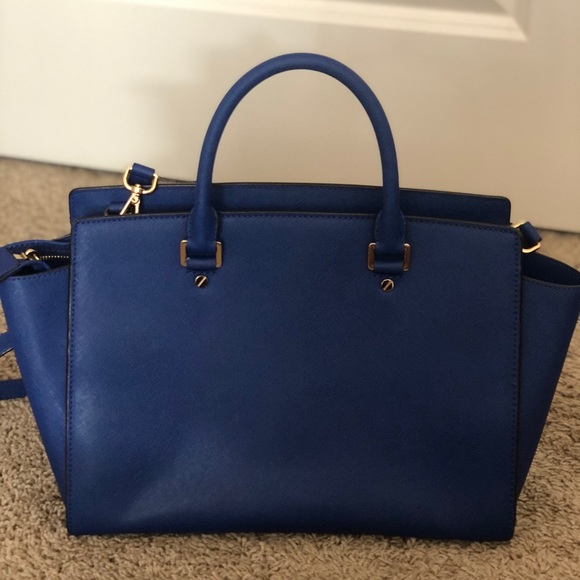 Michael Kors Selma Bag - Picture 3 of 7